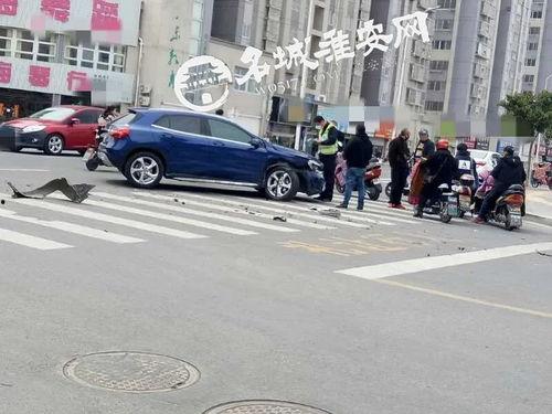 淮安区交通事故最新爆料,多车连环相撞，现场情况紧急！